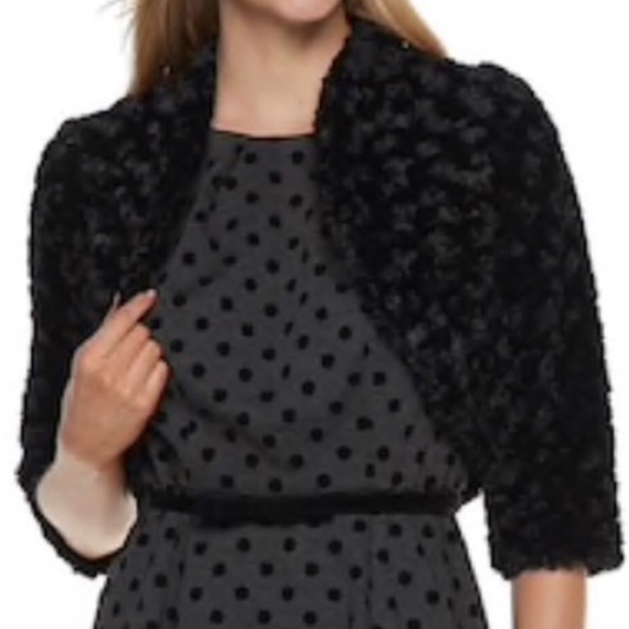 Elle Tops Elle Black Faux Fur Shrug Size Xl Poshmark